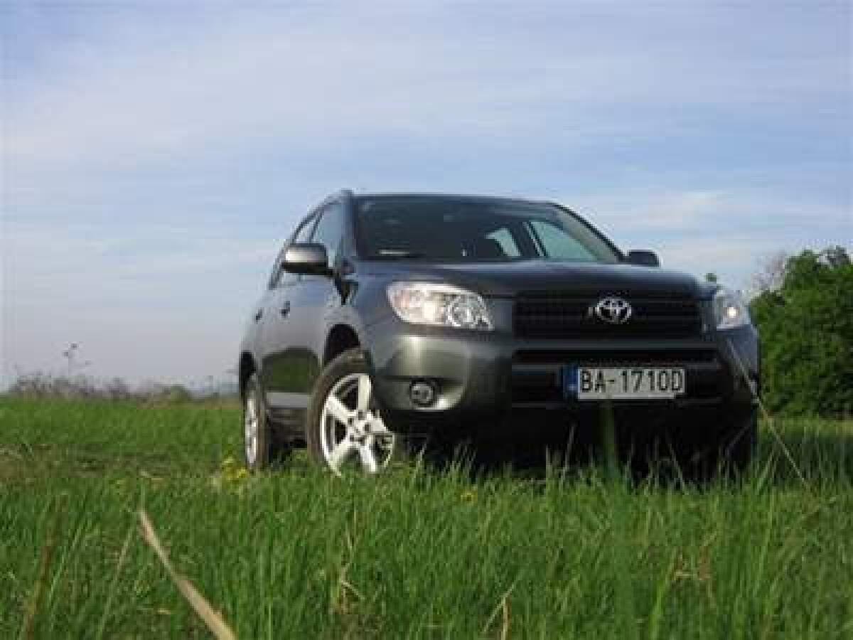 Toyota RAV4 2,2 D-4D 135