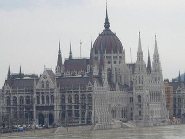 Budapešť