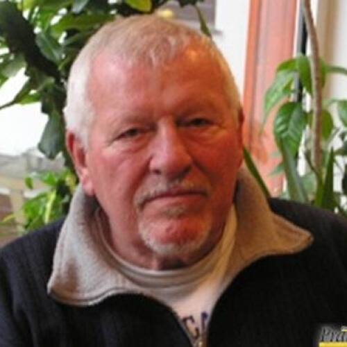 Filozof, politológ a rektor UK v Bratislave Miroslav Kusý.
