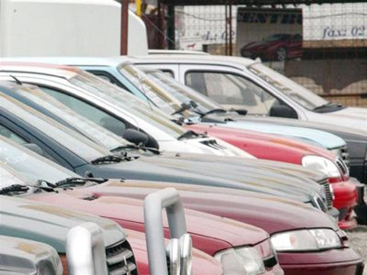 Automobily