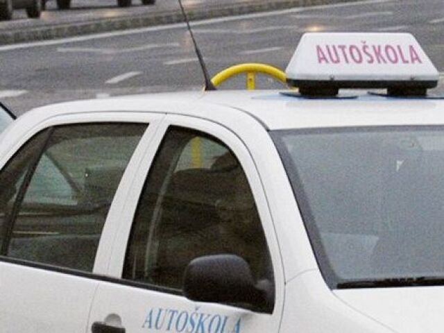 Vybrať si dobrú autoškolu nemusí byť jednoduché.