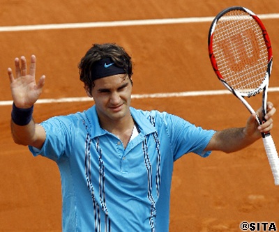 Ďakujem, ďakujem, som dobrý, ja viem... - Roger Federer.