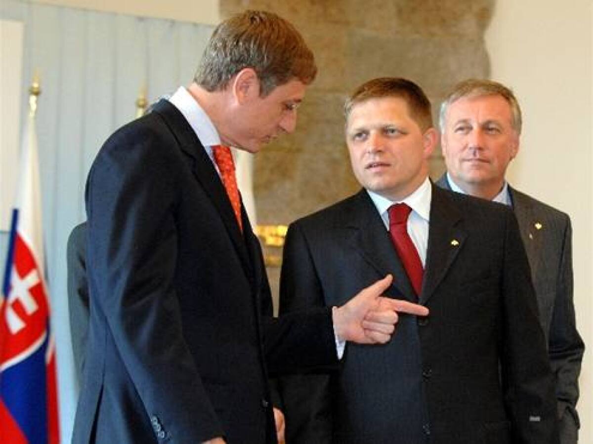 Zľava: Ferenc Gyurcsány, Robert Fico a Mirek Topolánek