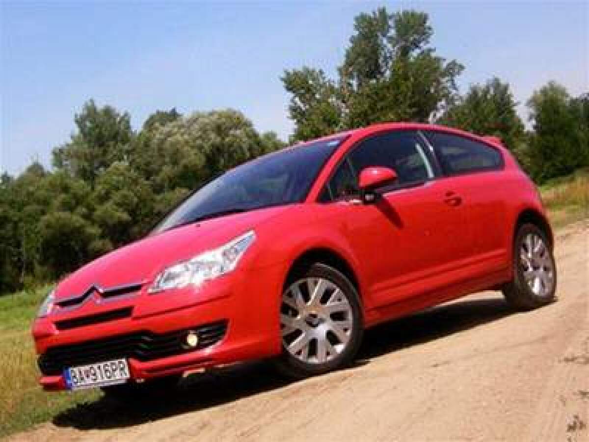 Citroën C4 by Loeb