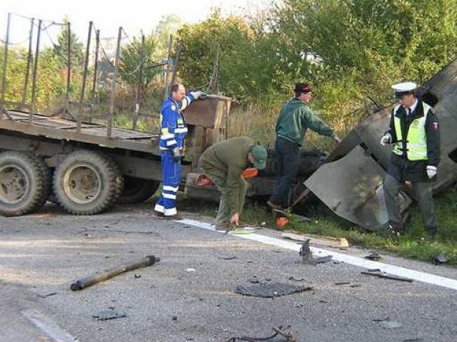 Zrážka kamióna s nákladiakom