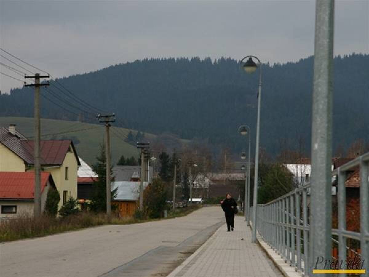 Chodník v Starej Bystrici