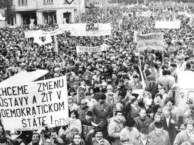 Nežná revolúcia v Bratislave