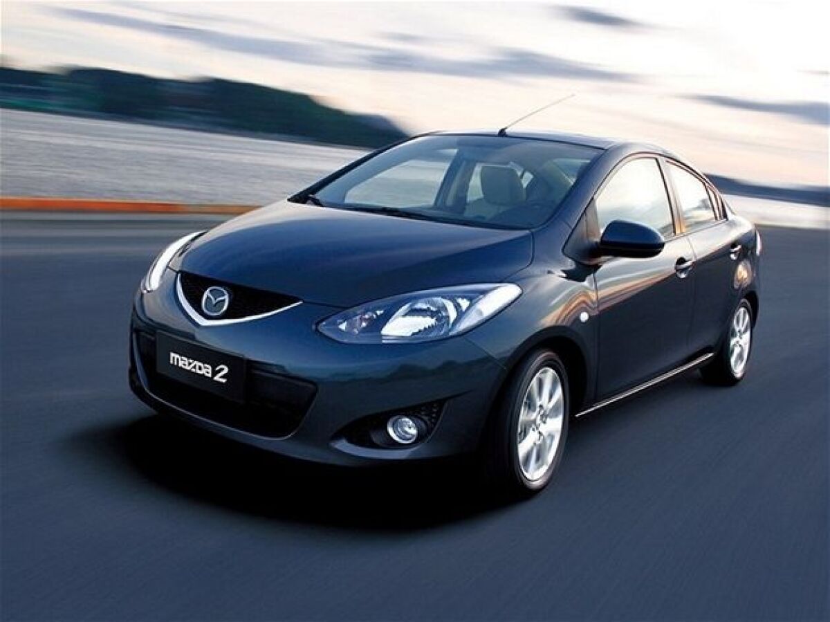 Mazda 2 sedan
