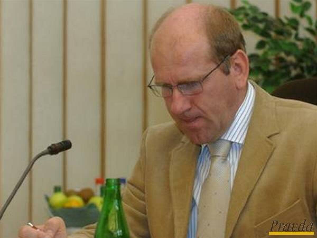 Marian Záhumenský
