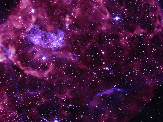 Supernova Puppis A vesmír hviezdy