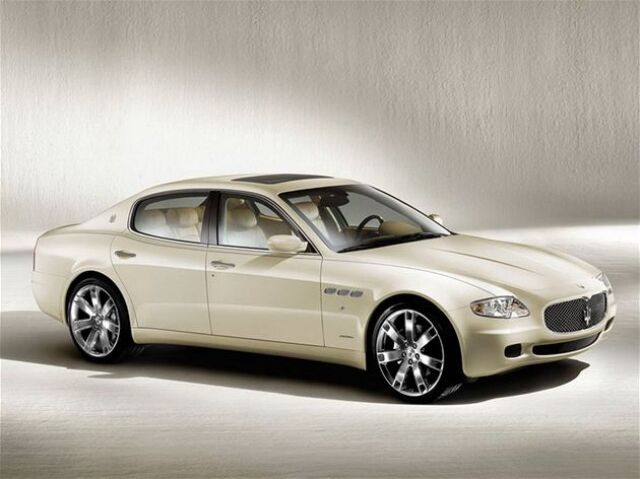 Aktuálna piata generácia Quattroporte slúži od roku 2004.