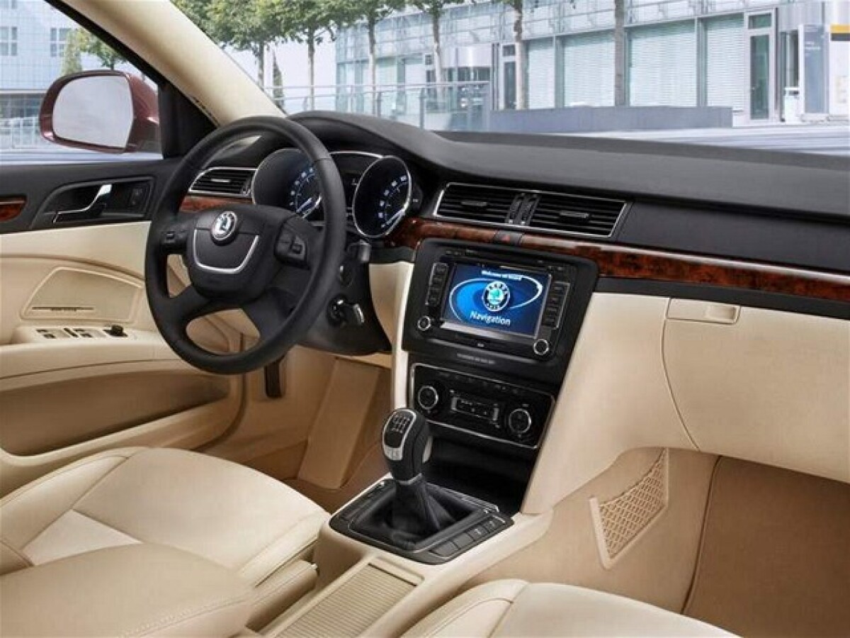 Škoda Superb II