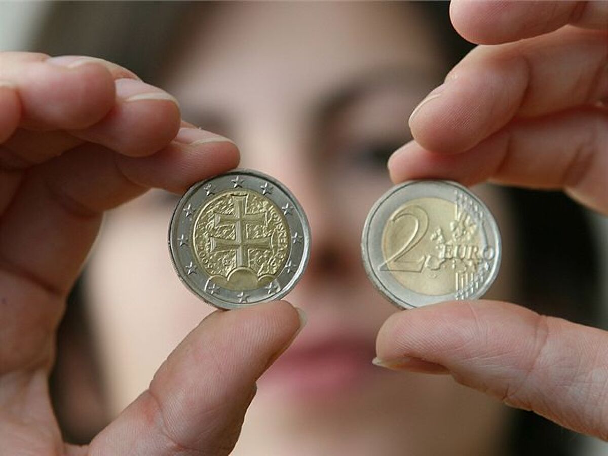 Slovenské dvojeurovky vyrazené v Kremnici.