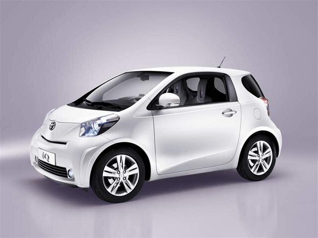 Toyota iQ