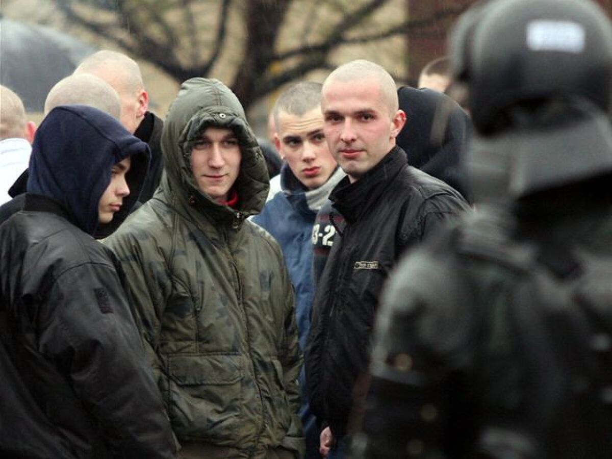 Zásah policajtov na pochode pravicových extrémistov v Nitre.