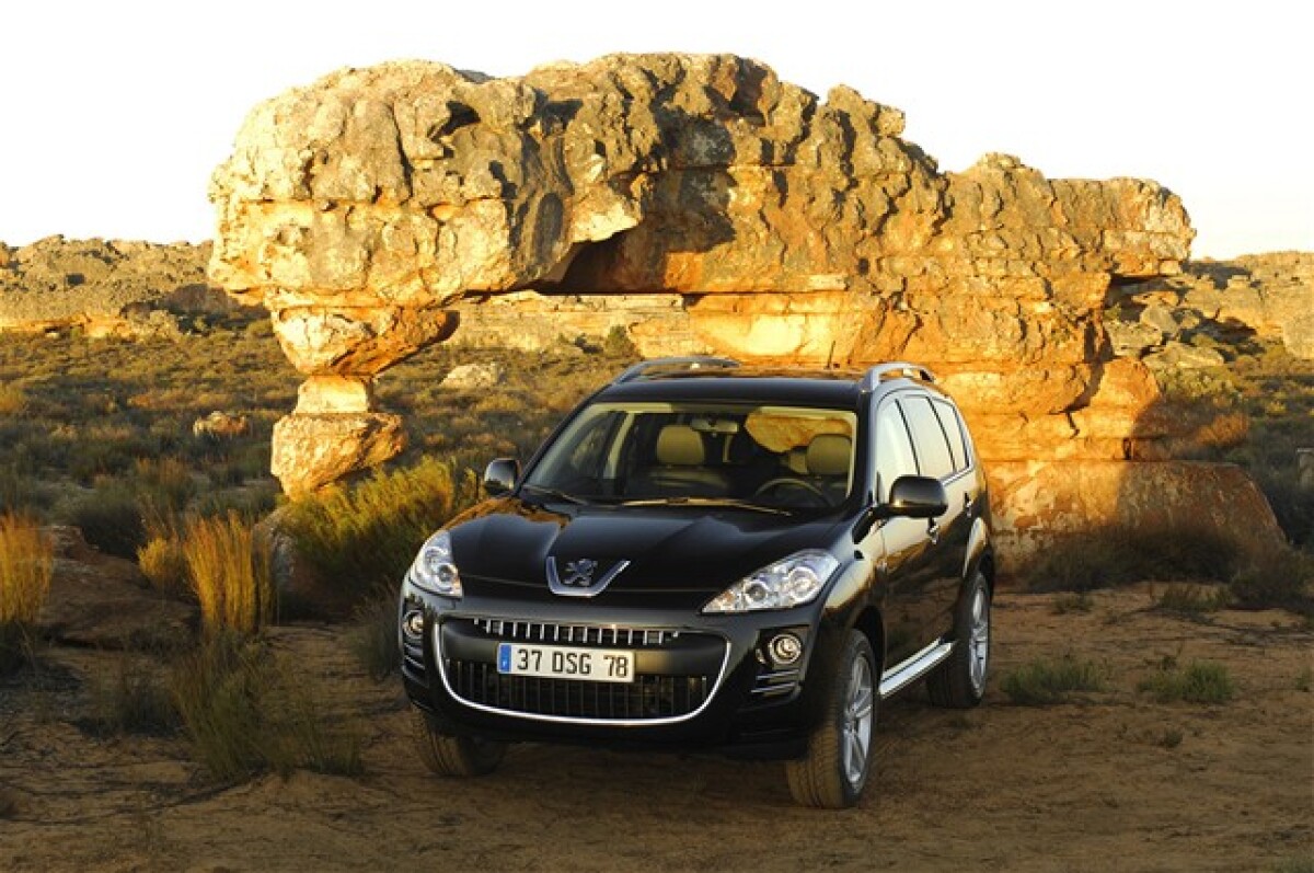 Peugeot 4007 2,2 HDi