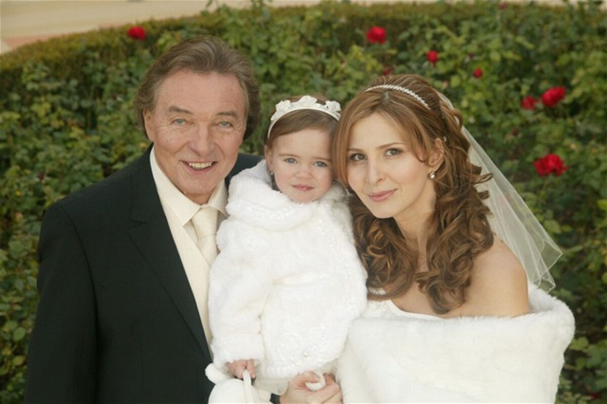 Karel Gott, Ivana Gottová a ich dcérka Charlotta Ella