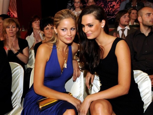 Ivana Surovcová (vľavo) a Veronika Husárová