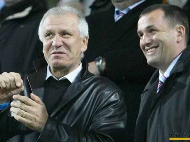 Galis, Tittel