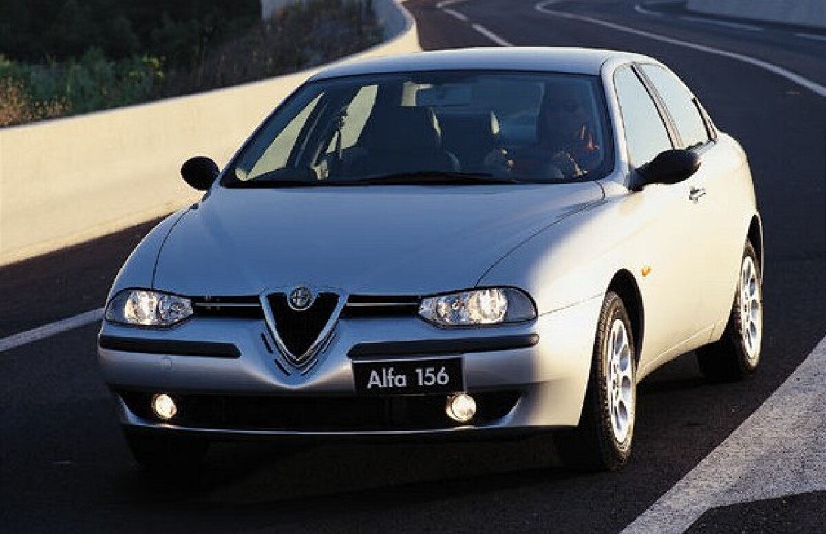 Alfa Romeo 156