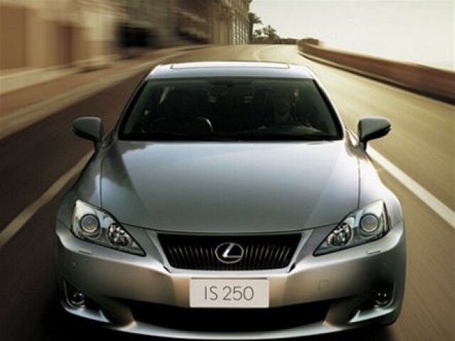 Lexus IS