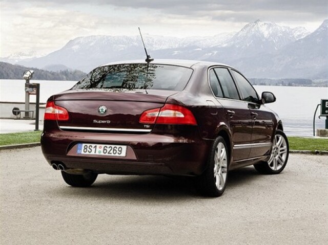Škoda Superb