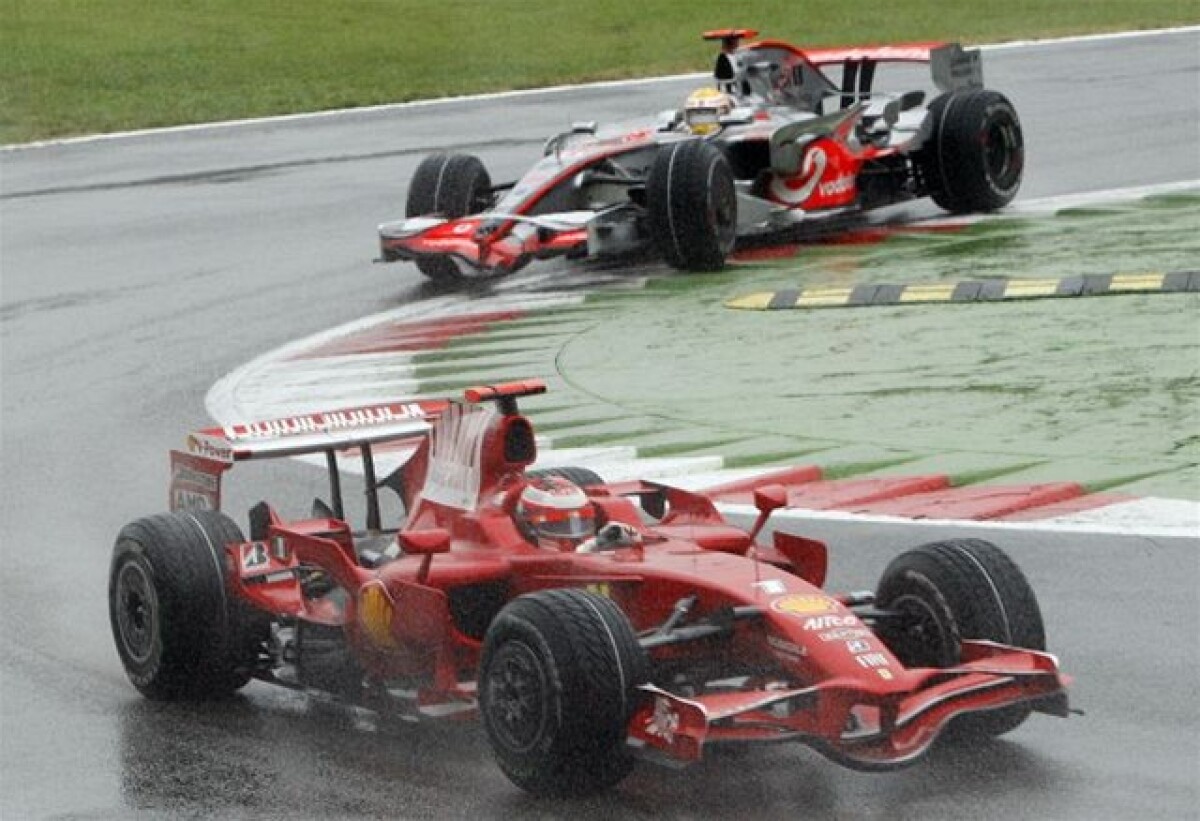 Kimi Räikkönen, Lewis Hamilton
