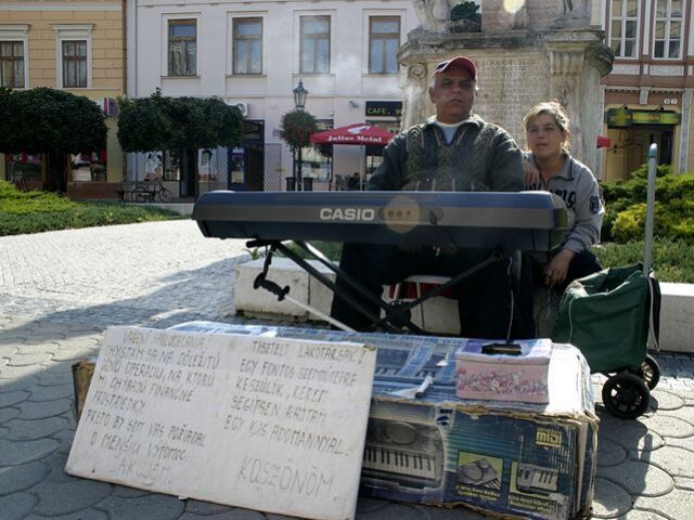 Juraj Lakatoš (vľavo), narodil sa v Komárne, cíti sa ako Slovák a dokonale ovláda maďarčinu.