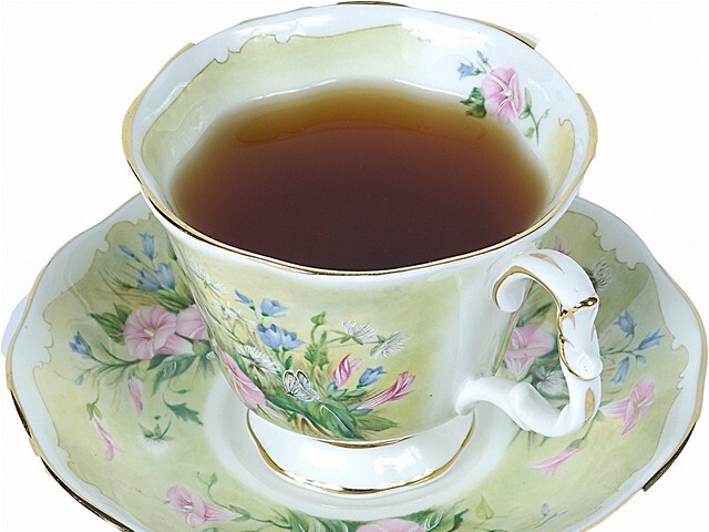 čaj - šálka - pitie - pitný režim - liek - porcelán