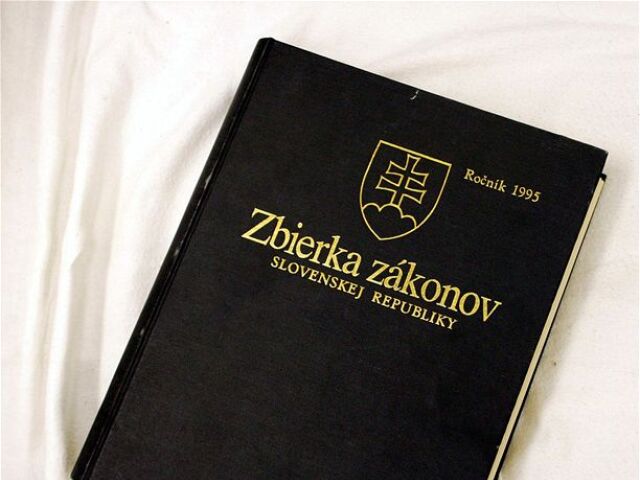 zbierka zákonov, záakony