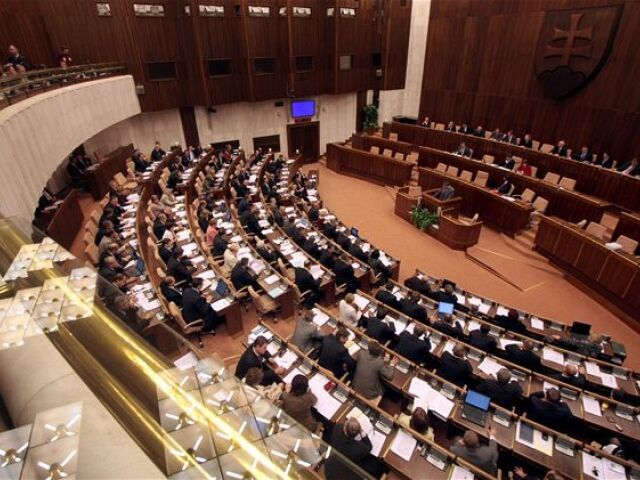 nr sr, parlament