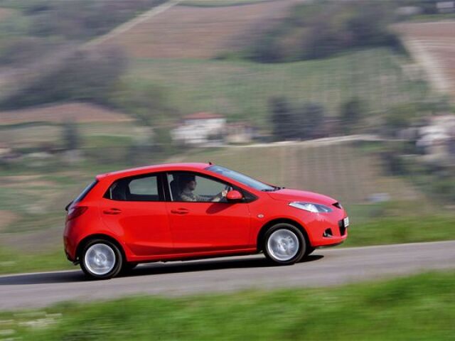 Mazda 2