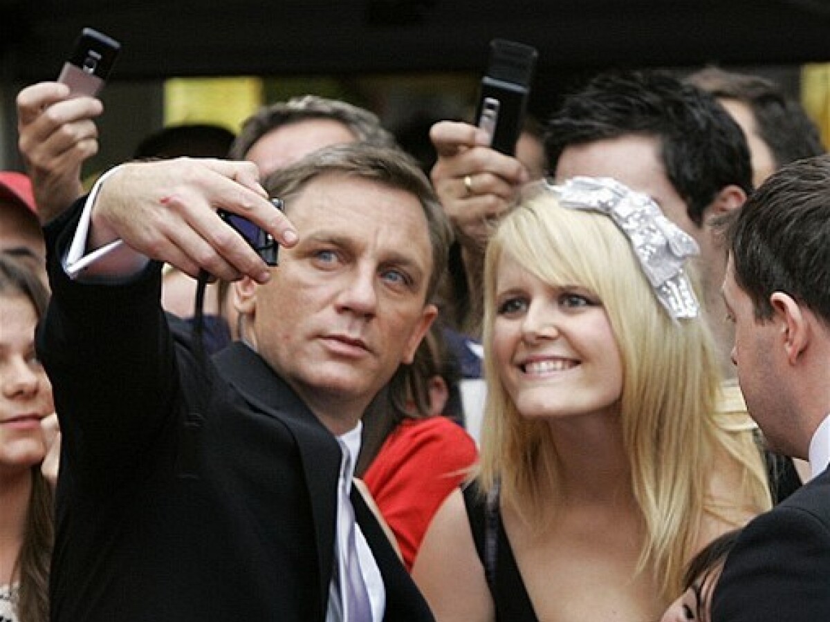 Daniel Craig