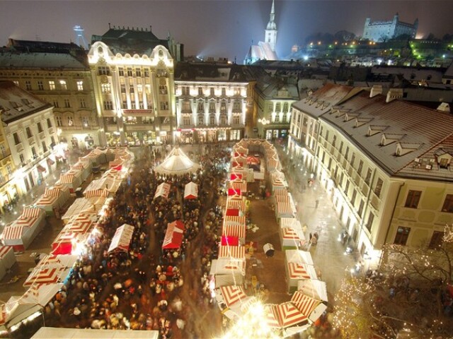 Vianoce - trhy - Bratislava