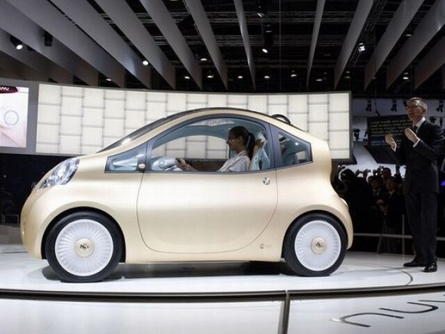 Nissan Nuvu vyzerá stále pomerne futuristicky.