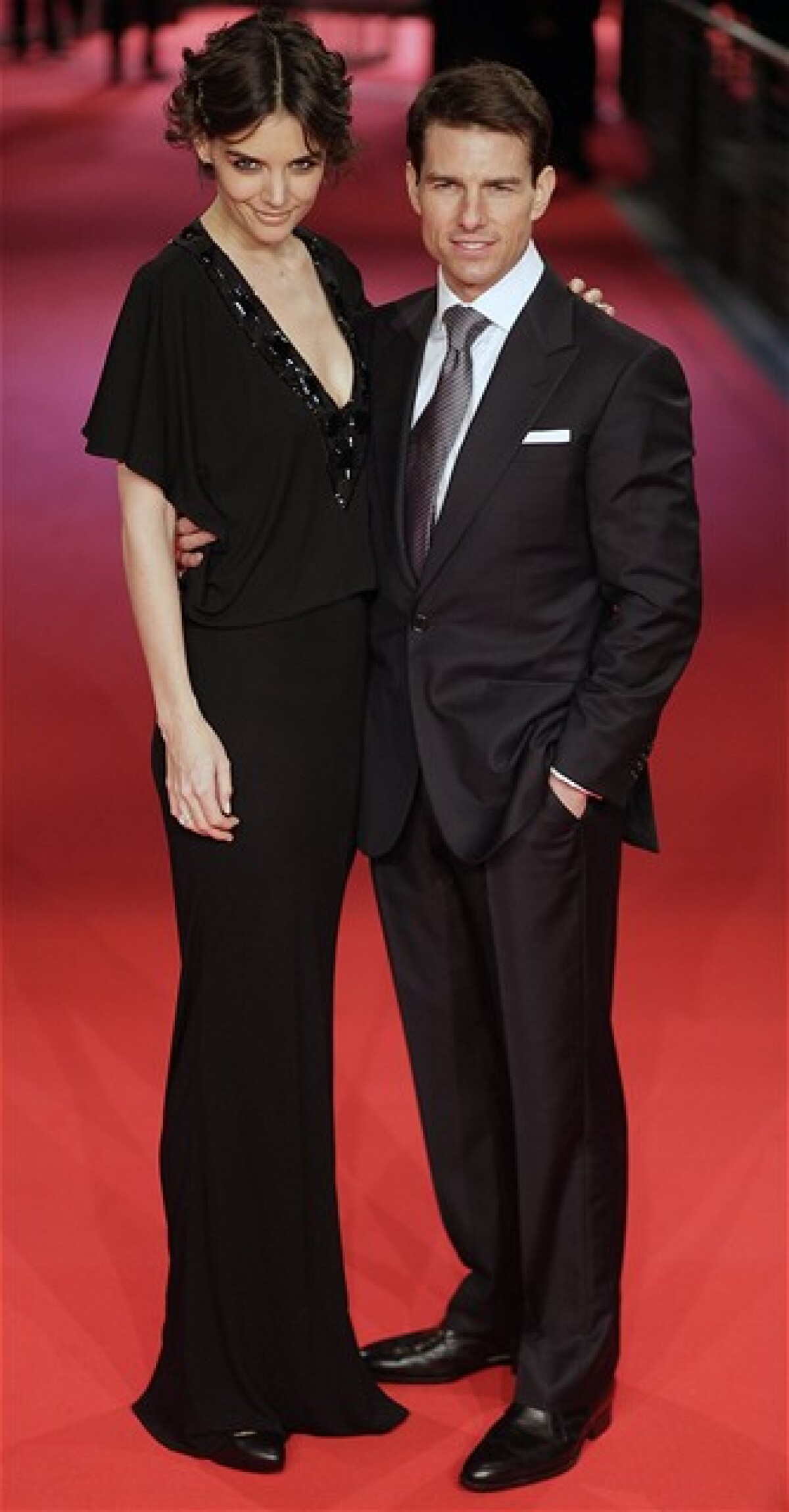 Tom Cruise (vľavo) a Katie Holmes