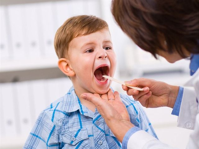 lekár, doktor, detský lekár, pediater, pacient