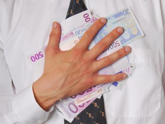 Peniaze, profesia, mzda, plat