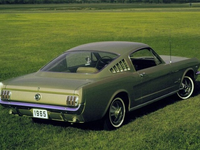 Ford Mustang Fastback (1965)