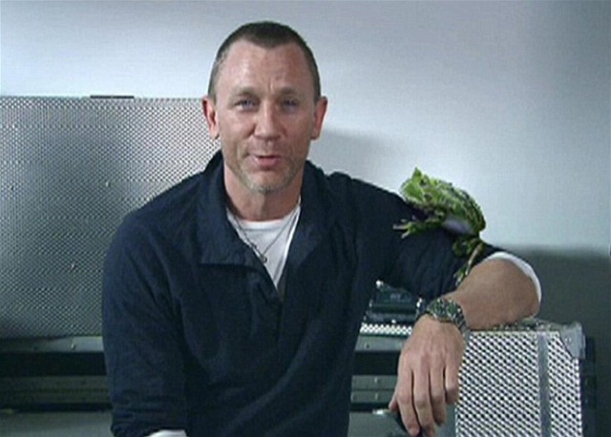 Daniel Craig