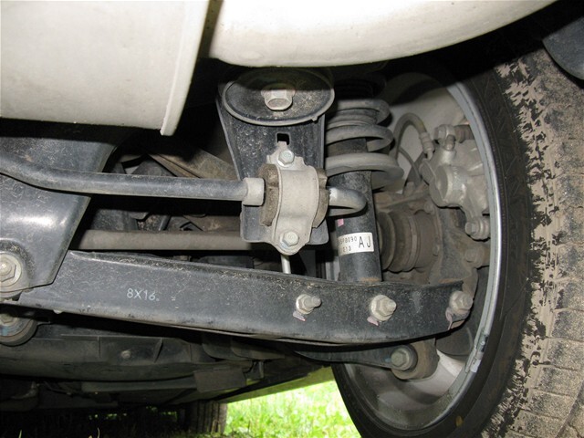 Ostváva verná poctivej mechanike.