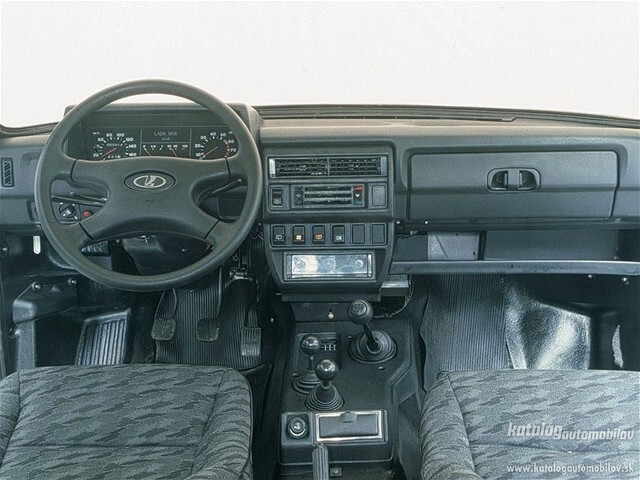 Nový interiér Niva dostala v roku 1993.