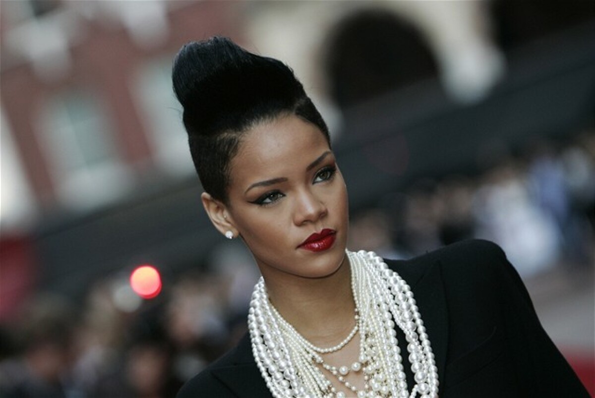 Rihanna - Londýn - premiéra Inglorious Basterds