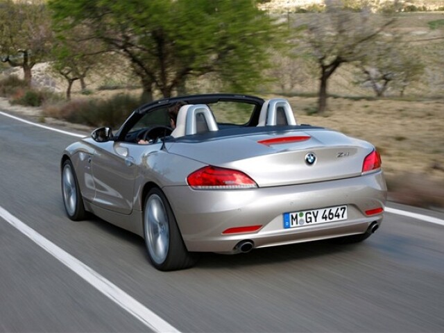 Nový roadster má výrazne elegantnejšie tvary.