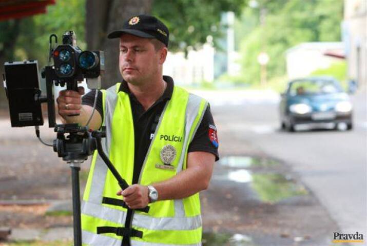 polícia, policajt, meranie rýchlosti