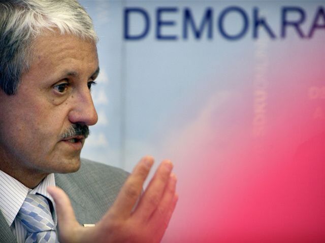 Mikuláš Dzurinda