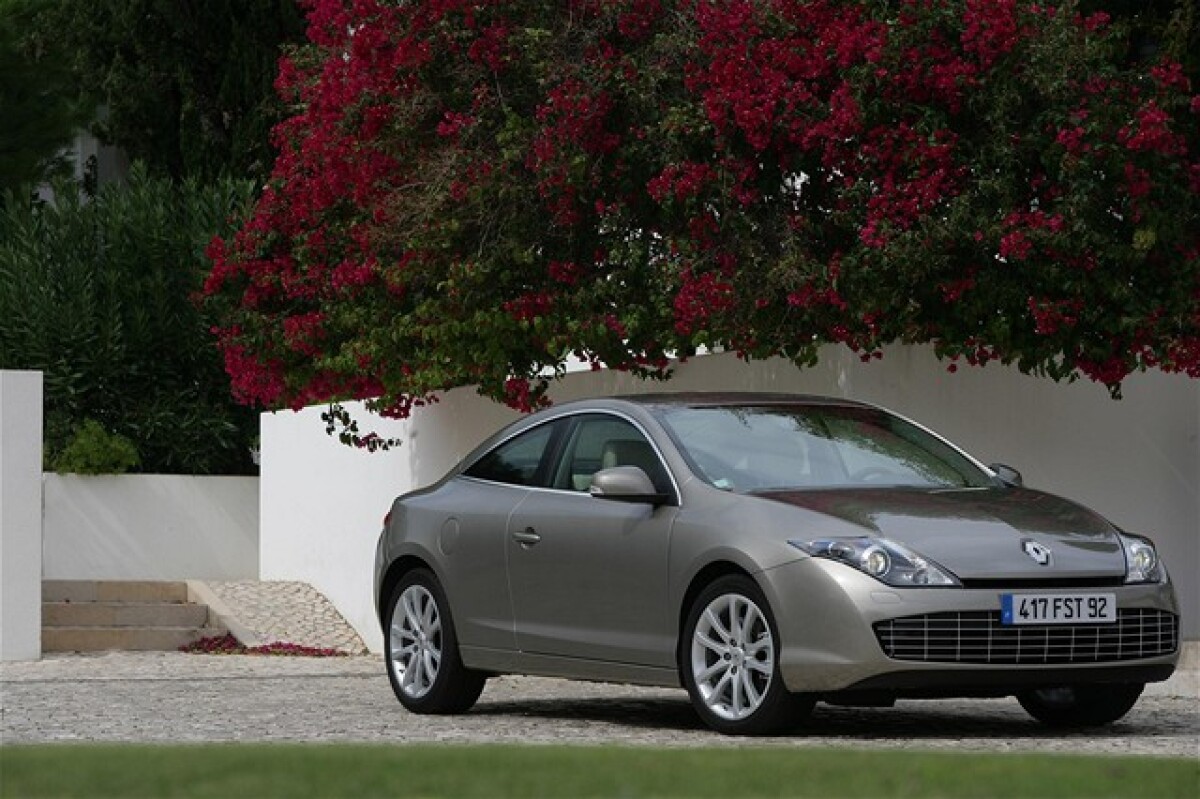 Renault Laguna Coupé