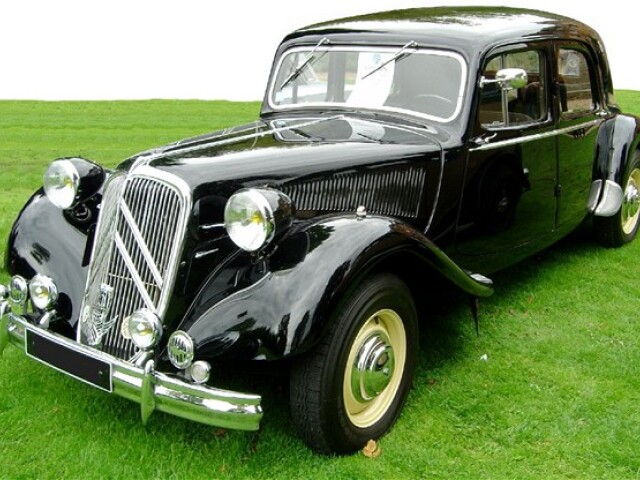 Prvý Traction Avant sa "vyznamenal" veľkým počtom reklamácií.