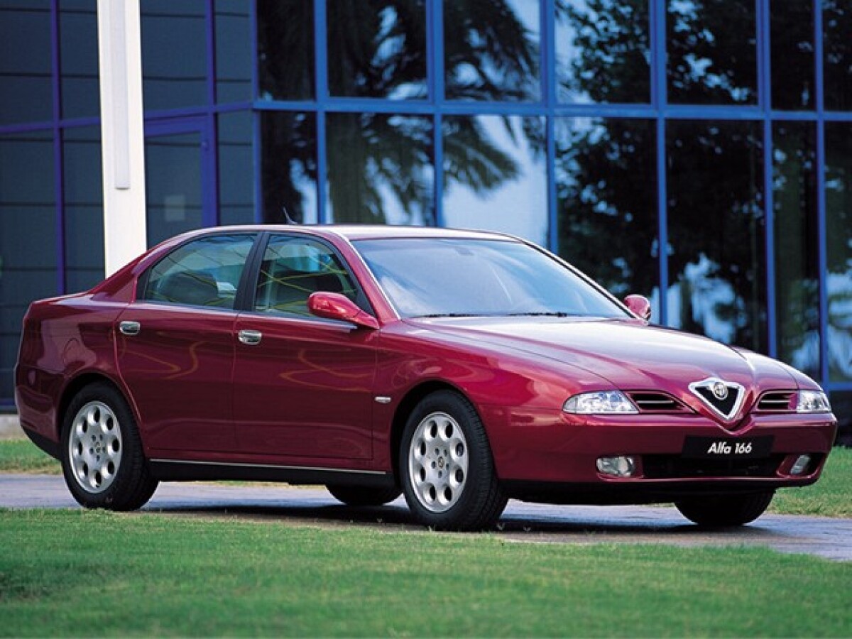 Alfa Romeo 166