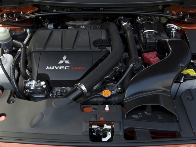 Motor má výkon 177 kW (240 k).